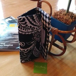 Very Bradley Trifold Wallet NWT